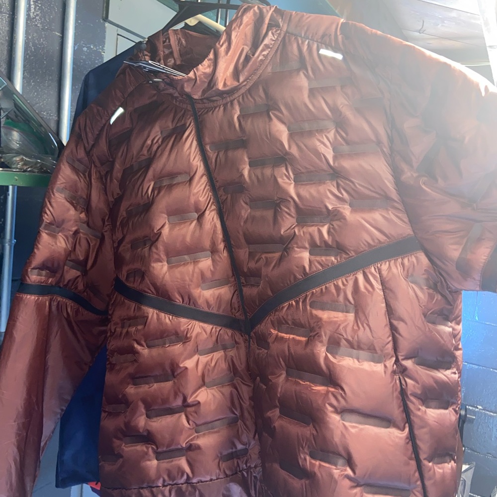 2xl bronze Nike aeroloft jacket